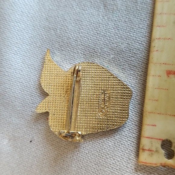 ENAMEL CLOISONNE Apple pin Vintage - Picture 3 of 4